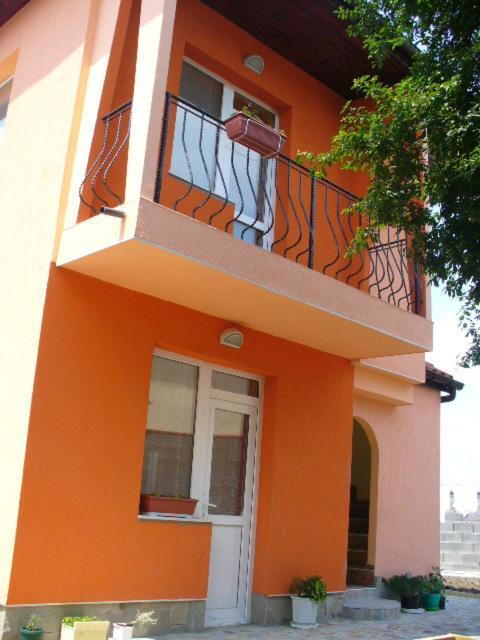 Guest House Alex Czernomorec Zewnętrze zdjęcie