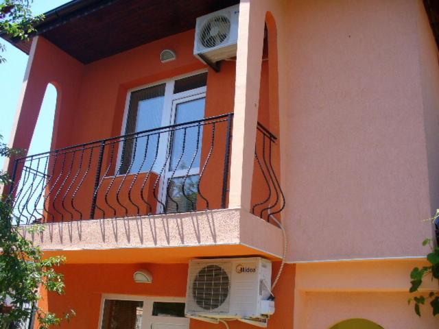 Guest House Alex Czernomorec Zewnętrze zdjęcie