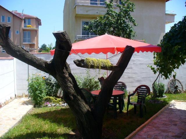 Guest House Alex Czernomorec Zewnętrze zdjęcie